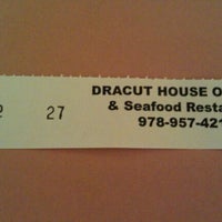Снимок сделан в Dracut House of Pizza &amp;amp; Seafood пользователем Jon P. 8/17/2011