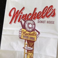 Photo taken at Winchell&#39;s Donuts by Dexter J. on 3/23/2012