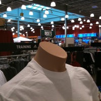 Photo taken at DICK&amp;#39;S Sporting Goods by Chuck G. on 4/22/2011