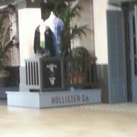 hollister summit mall