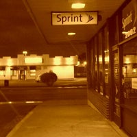 Photo taken at Sprint Store by Ladyrae B. on 8/31/2011