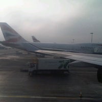 Photo taken at British Airways Flight BA 0285 by Rory C. on 1/31/2012