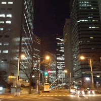 Photo taken at 議事堂南交差点 by 9DROPS on 2/20/2012