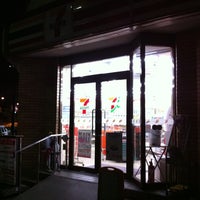 Photo taken at セブンイレブン 横浜翁町1丁目店 by ᴡ on 5/15/2011