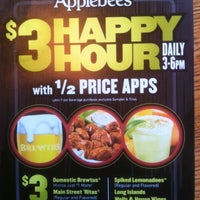 Photo taken at Applebee&amp;#39;s Grill + Bar by KW Northwest Region on 8/25/2011