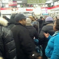Photo taken at GameStop by Anphy L. on 12/24/2011
