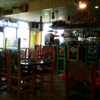 Foto diambil di Rio Grande Mexican Bar &amp;amp; Grill oleh Sean M. pada 7/29/2012
