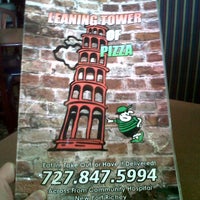 Снимок сделан в Leaning Tower of Pizza пользователем Craig S. 9/10/2012