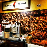 Photo taken at Julius Meinl Coffee to go by Riccardo G. on 8/6/2012