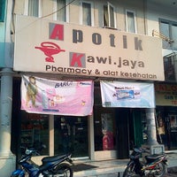 Review Apotik Kawi Jaya