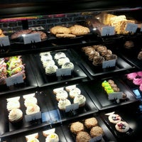 Photo taken at Ooh La La Dessert Boutique by Tan N. on 2/25/2012