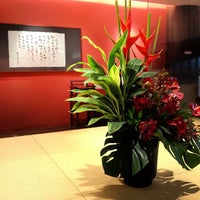 Photo taken at Ootoya Japanese Restaurant 大戶屋 by Daniel K. on 7/21/2012