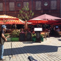 Das Foto wurde bei Hackescher Markt von SandyInBerlin am 5/20/2012 aufgenommen