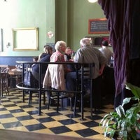 6/15/2012 tarihinde Tom B.ziyaretçi tarafından The Temple Bar'de çekilen fotoğraf
