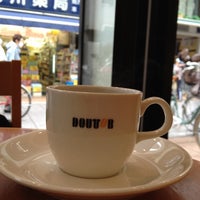 Photo taken at ドトールコーヒーショップ 元住吉ブレーメン通り店 by こねこのこ on 5/2/2012