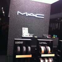 Photo taken at MAC Cosmetics by Lia N. on 5/22/2012