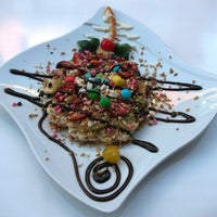Photo taken at Waffle Durağı by Nihat C. on 3/22/2012