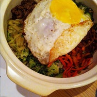 Снимок сделан в Ñam Ñam Korean Snack Cuisine пользователем Roberto C. 8/31/2012