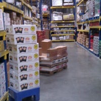 Photo prise au Restaurant Depot par Cesar A. le1/31/2012