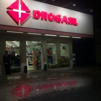 Photo taken at Drogasil by Marcello S. on 9/21/2011