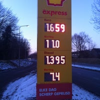 Photo taken at Shell Express by Ernst M. on 2/10/2012