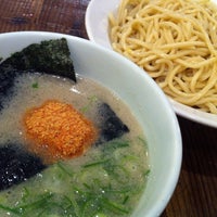 Photo taken at 博多つけ麺 秀 by Rikiya Y. on 5/7/2012