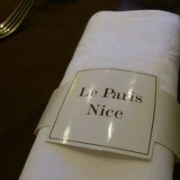 รูปภาพถ่ายที่ Le Paris Nice โดย Kévin N. เมื่อ 12/30/2011