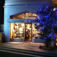 Photo taken at 谷口質店 クニオ by DAICHI T. on 12/19/2011
