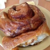 Foto diambil di Judy&amp;#39;s Bread &amp;amp; Breakfast Bakery &amp;amp; Cafe oleh BJ pada 5/28/2012