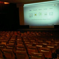 10/15/2011にVlad S.がNoul Cinematograf al Regizorului Românで撮った写真