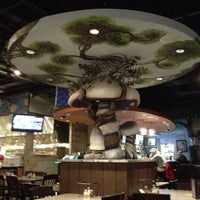 Photo taken at Mellow Mushroom by Steven on 1/11/2012