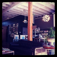 4/19/2012 tarihinde Sean P.ziyaretçi tarafından The Barber Lounge'de çekilen fotoğraf