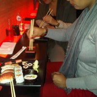 รูปภาพถ่ายที่ Sushi Me โดย Ter A. เมื่อ 10/14/2011