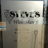 Снимок сделан в Steve&amp;#39;s Wine Market пользователем Paul B. 3/8/2012