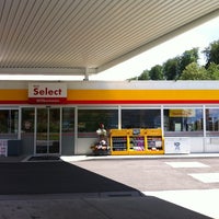 Das Foto wurde bei Shell von S E. am 6/24/2011 aufgenommen