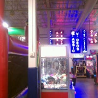 Photo taken at Saturn 5 Family Entertainment Center by Tyrone H. on 11/23/2011