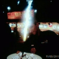 Photo taken at Famous Dave&amp;#39;s by Rishelle on 11/5/2011