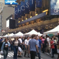 Foto scattata a Taste of Times Square da Quoc Vuong il 6/11/2012