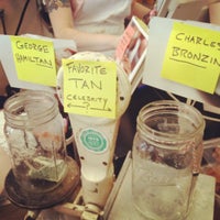 Foto tomada en Erin McKenna's Bakery por Marvin S. el 4/15/2012