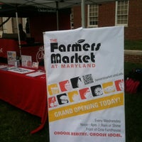 Foto scattata a The Farmers Market at Maryland da Kate M. il 5/2/2012