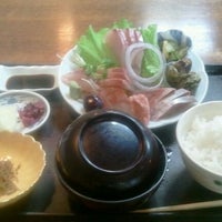 Photo taken at 和食 十両 by 東大路 ぶ. on 10/18/2011