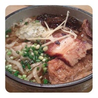 Photo taken at 首里製麺 by sunny on 9/3/2011