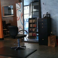8/3/2012에 Long-long L.님이 Tangerine Hair Studio에서 찍은 사진