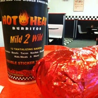 Foto diambil di Hot Head Burritos oleh Steven R. pada 2/16/2012