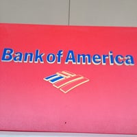 Photo taken at Bank of America by Magdalena C. on 7/21/2012