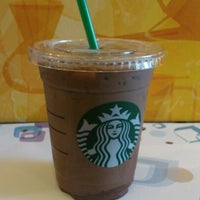 Photo taken at Starbucks Coffee 渋谷セルリアンタワー店 by M C. on 7/27/2012