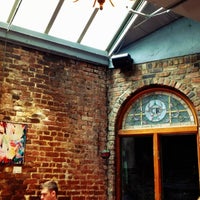 5/7/2012 tarihinde Andrew M.ziyaretçi tarafından Cupping Room Cafe'de çekilen fotoğraf