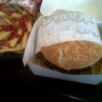 Photo taken at Carl&#39;s Jr. by victor s. on 8/10/2012