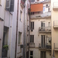 Снимок сделан в Hotel Des Artistes пользователем nickolette 7/8/2012