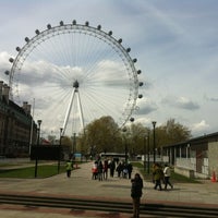 4/14/2012 tarihinde Manal 🕊️ziyaretçi tarafından Big Bus Tours - London'de çekilen fotoğraf